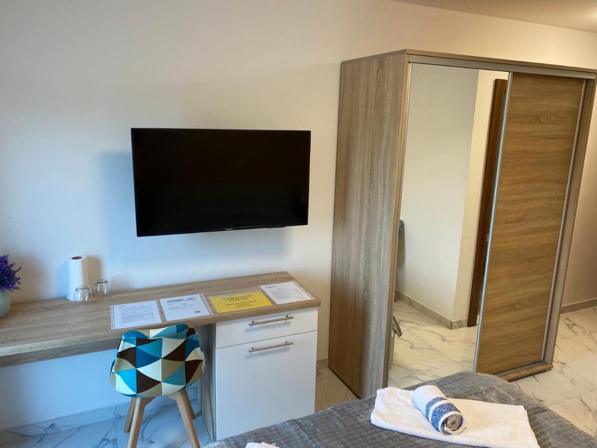 Belamionix Motel Bosanski Samac Экстерьер фото